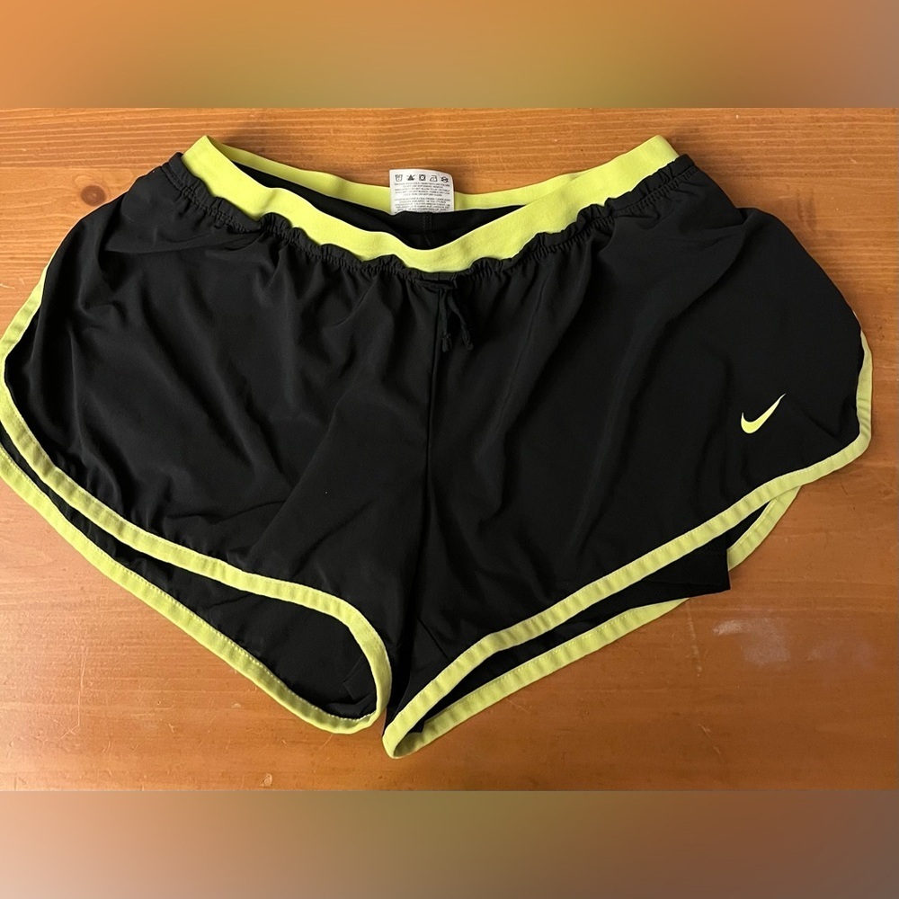 Nike Women's Black and Yellow Shorts